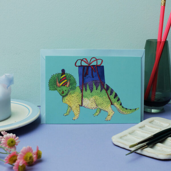 Postkarte Dino mit Geschenk – Bild 2